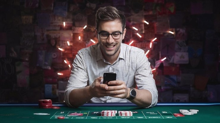 Pengumuman digital untuk pengguna dewasa